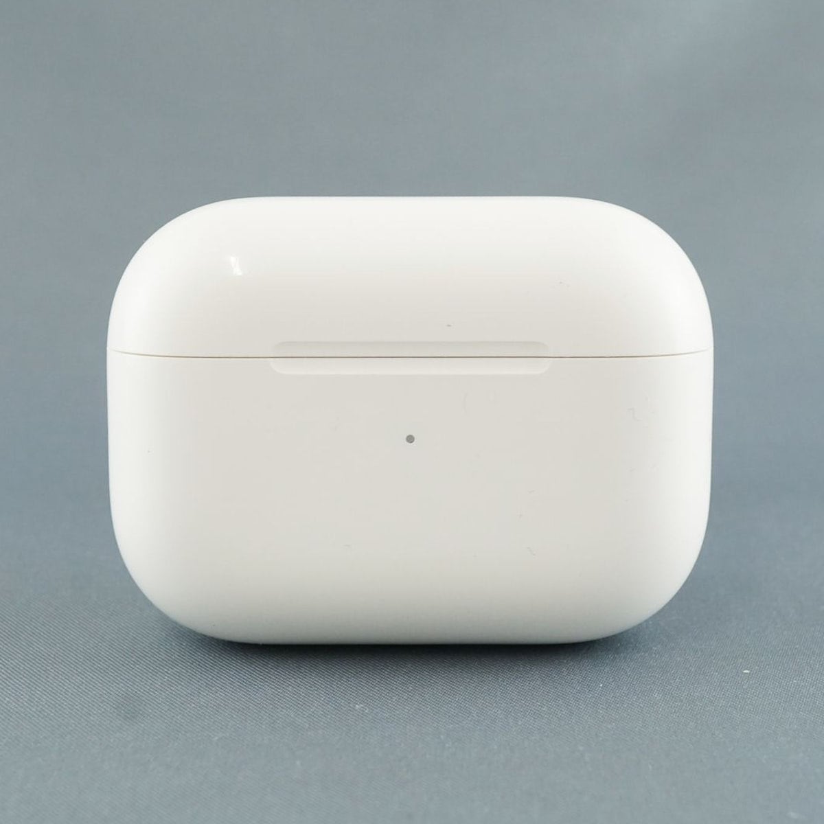 在庫処分特価!!】Apple AirPods Pro 充電ケースのみ MagSafe USED美品