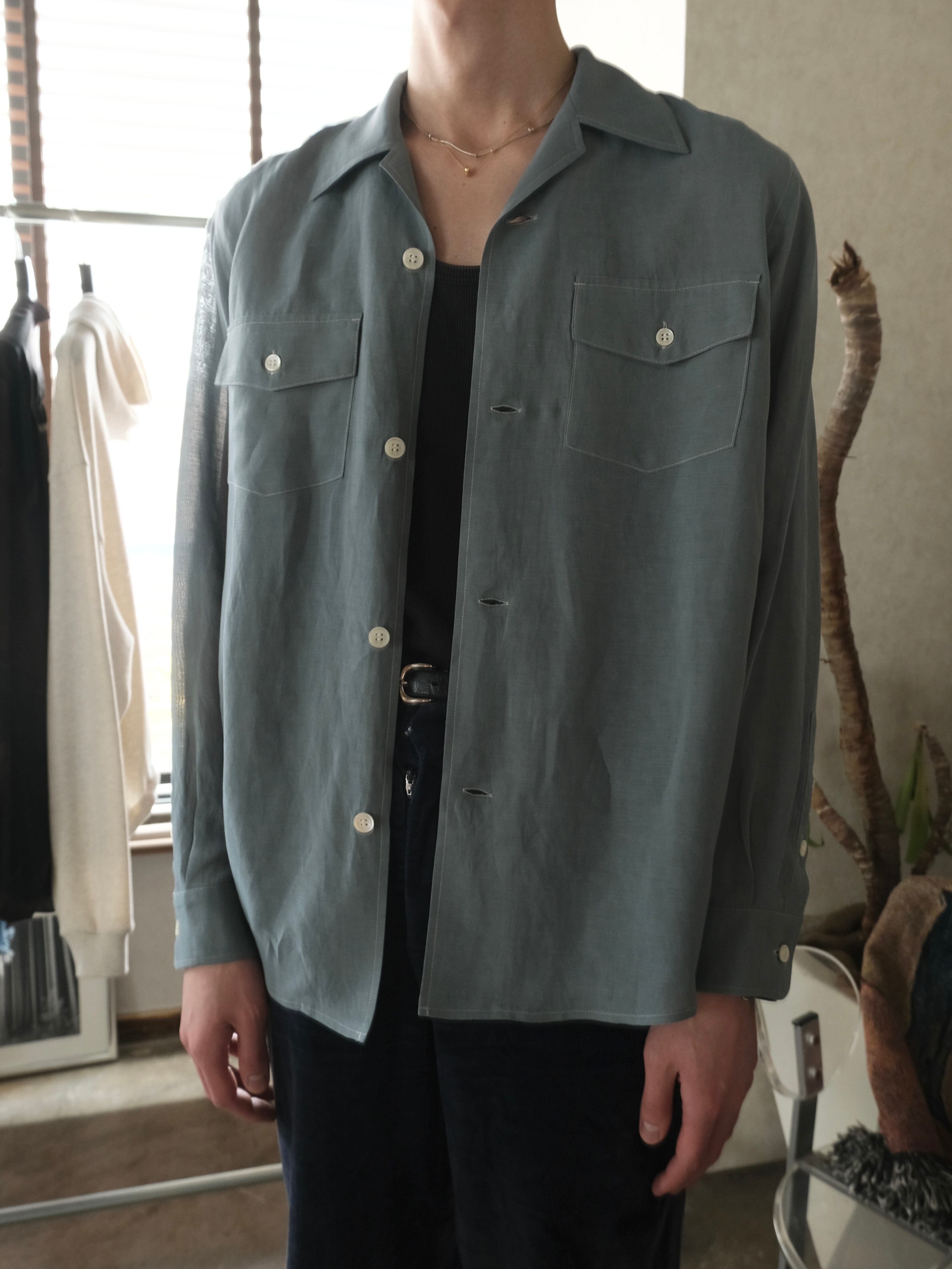 ENCOMING】 OPEN COLLAR SHIRT | THE OUR
