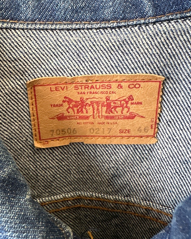 -Levi's- Vintage 80s 46 70506-0217 Denim Jacket made in USA