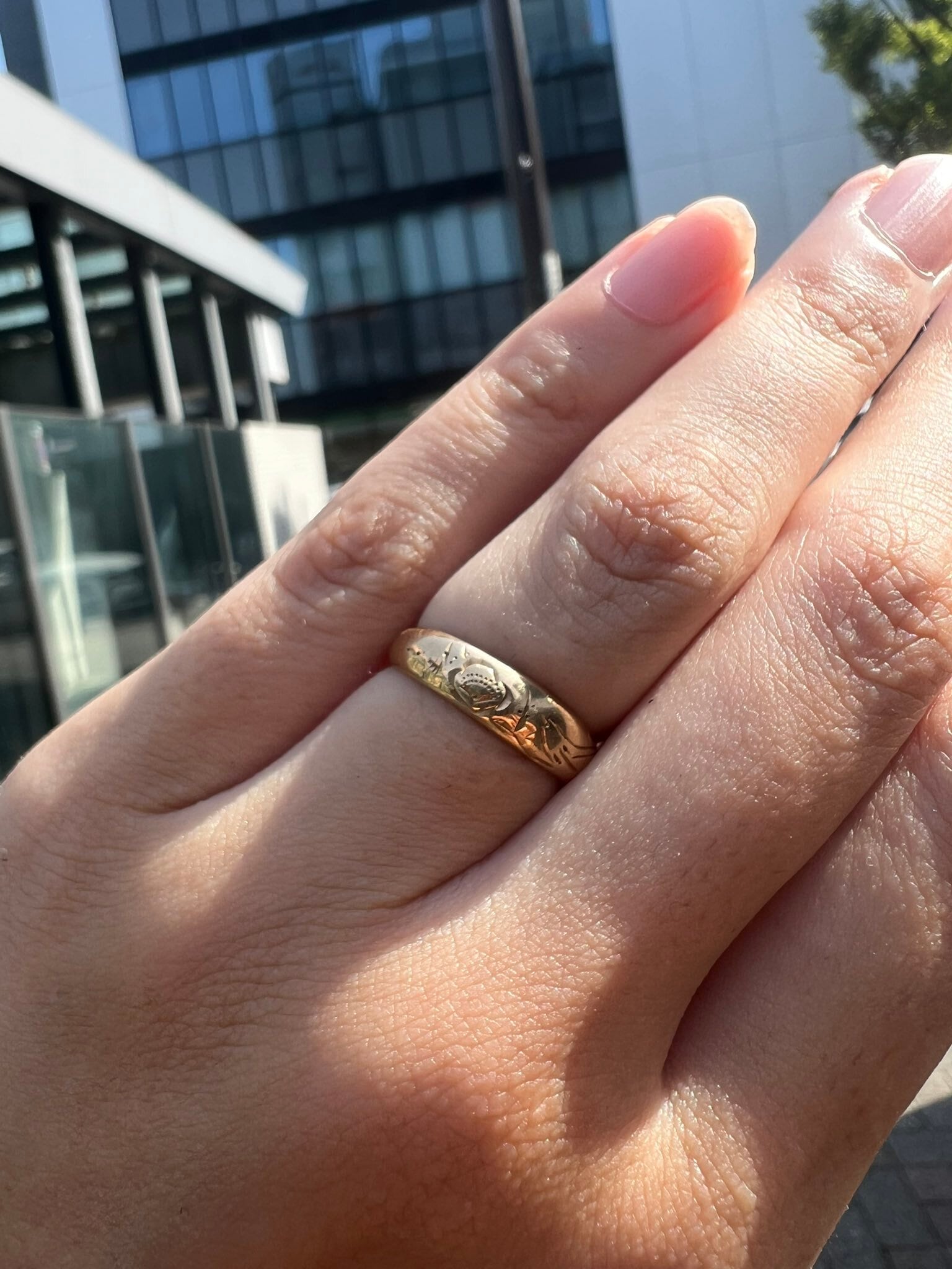 日本の作品】昭和レトロ 梅 鳥 吉祥デザイン 和彫り リング 〜細部に