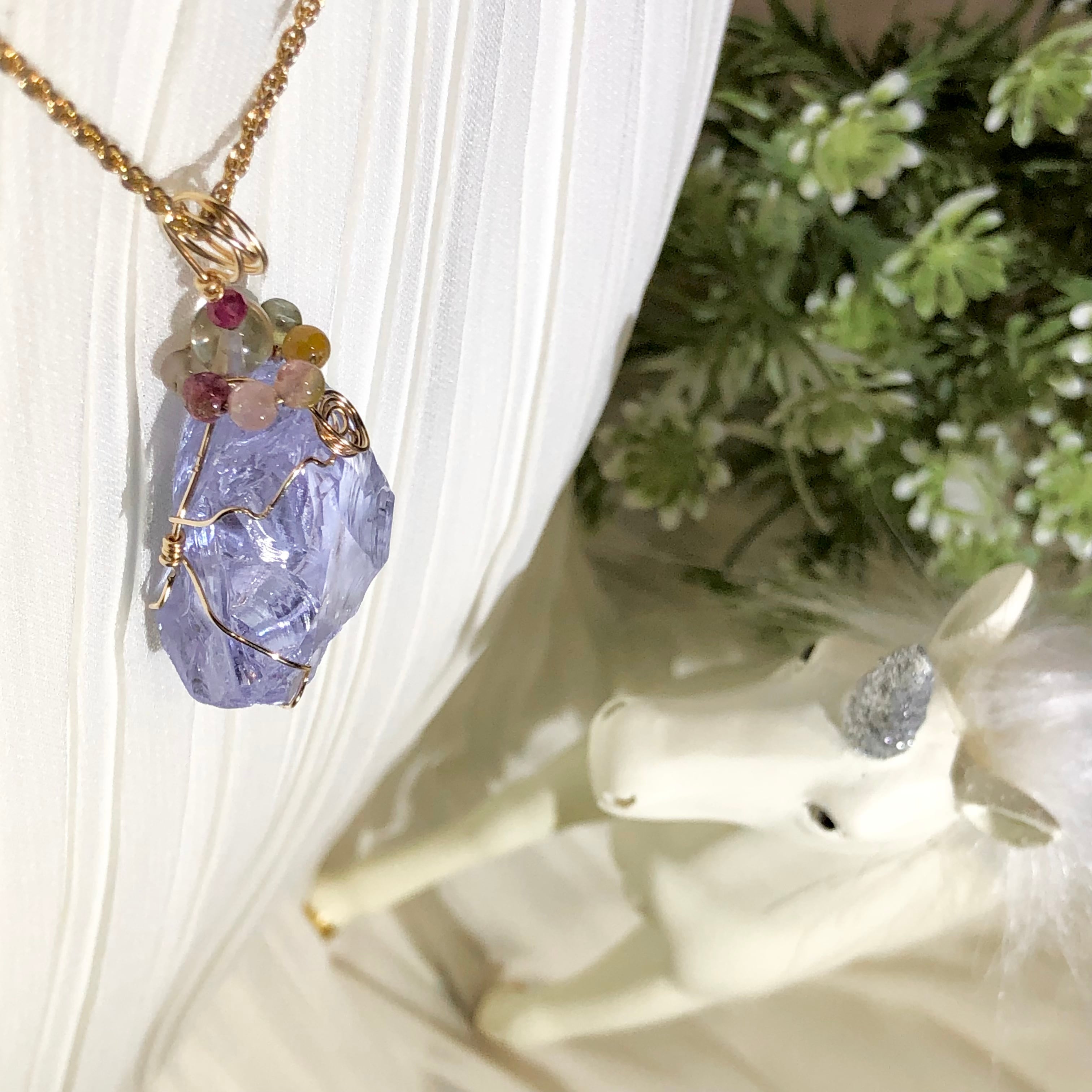 アンダラクリスタル☆バイオレットソヴェリンアメジスト原石14g