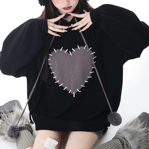 【予約】3c's heart embroidered hoodie