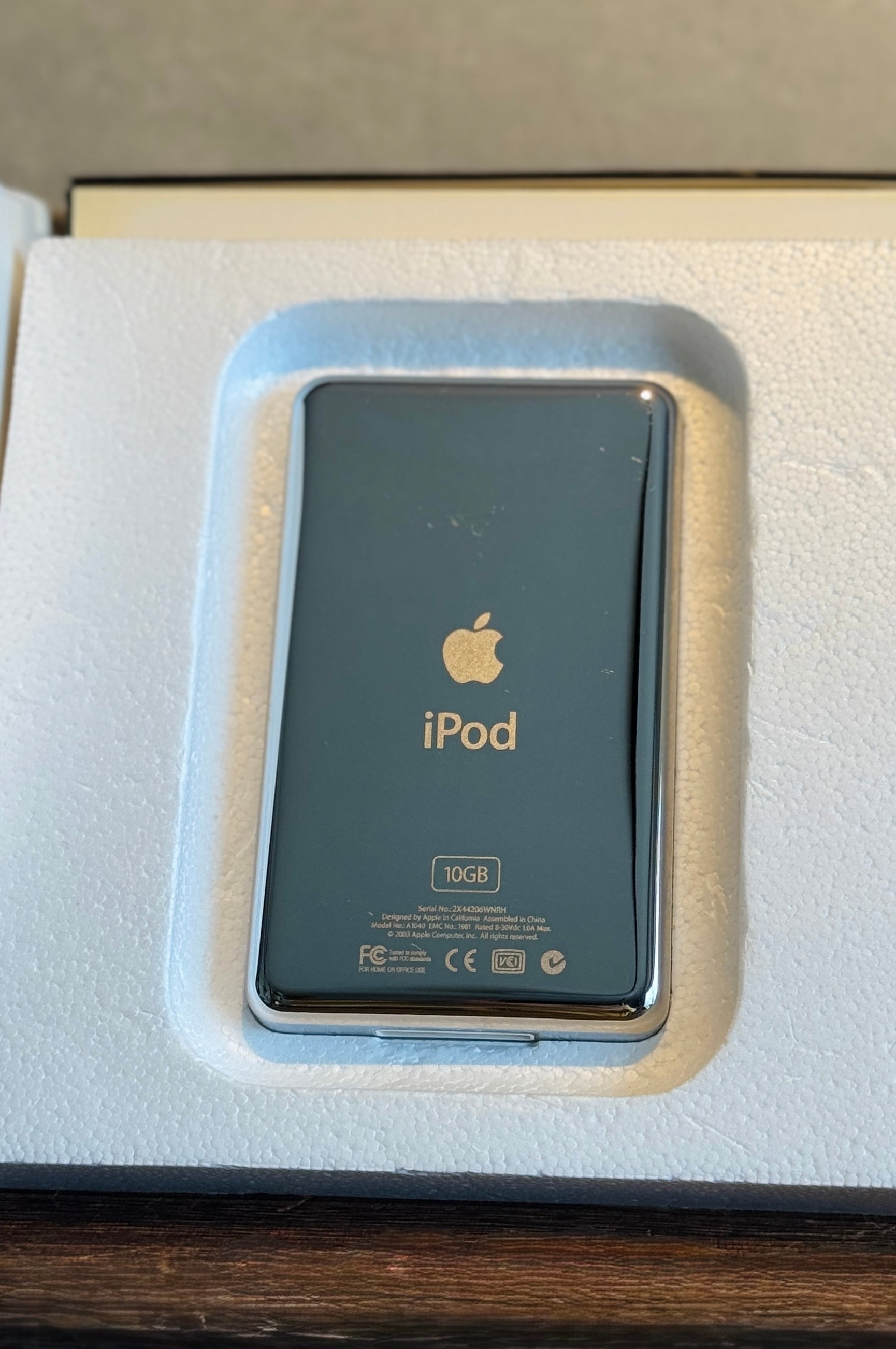 Apple 第3世代 iPod 10GB A1040｜箱付き | 新品バッテリー交換済み