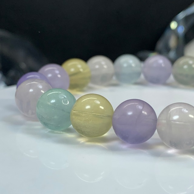 可愛い発色☆フローライト・ブレスレット