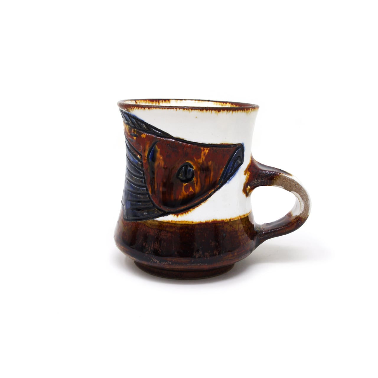 アトリエ五香屋 マグカップ 魚文 | AJIMAYA 作家の器と暮らしの道具