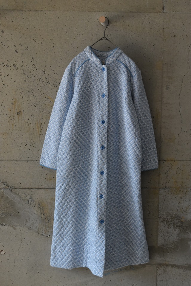 Ivory colorful piping melody coat