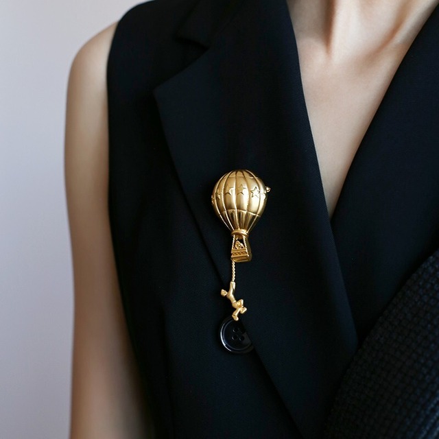 air balloon brooch