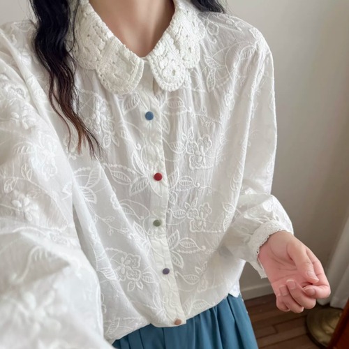 2色/ペタルカラーフラワー刺繍ブラウス ・12704