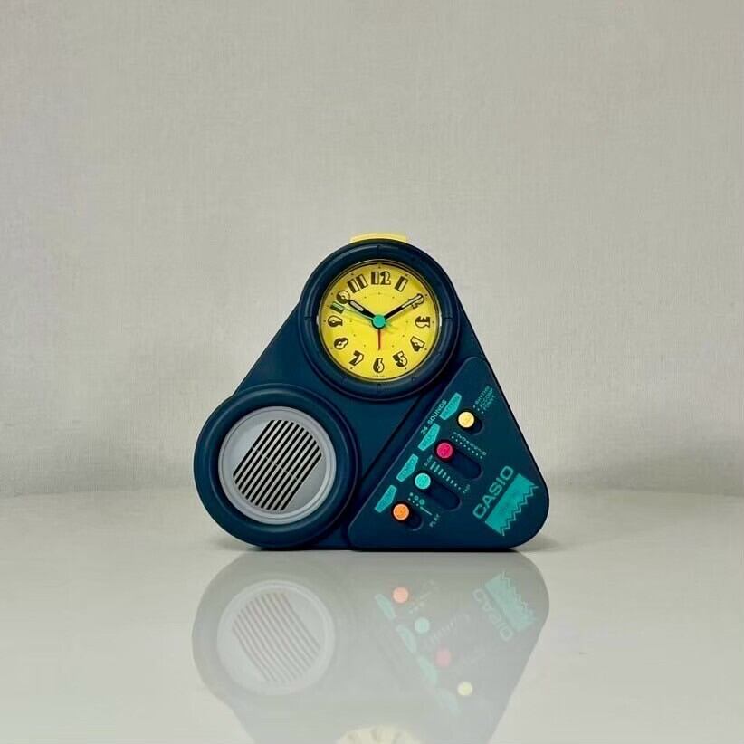 90's デッドストック CASIO カシオ 目覚まし時計 置き時計 未使用 CASIO 
