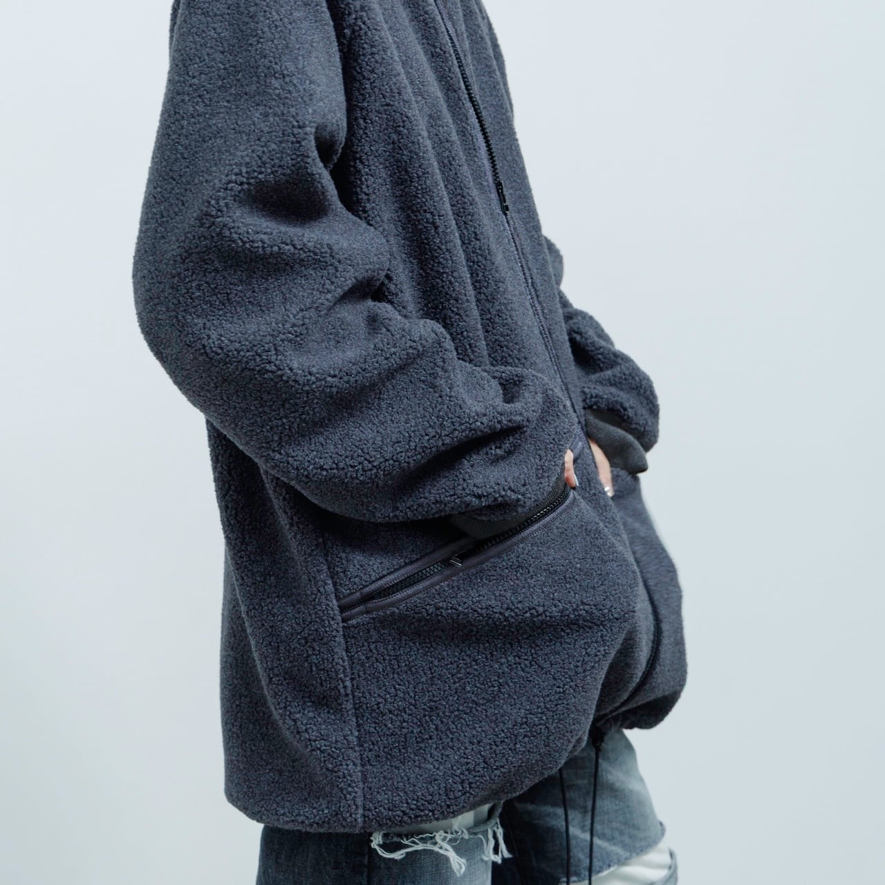 AO-83 long & volume mohair muffler / sky | akio