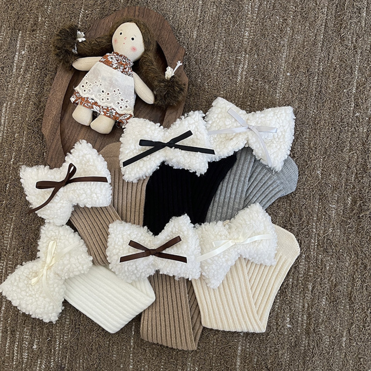 GOODSリボン付きボアソックス