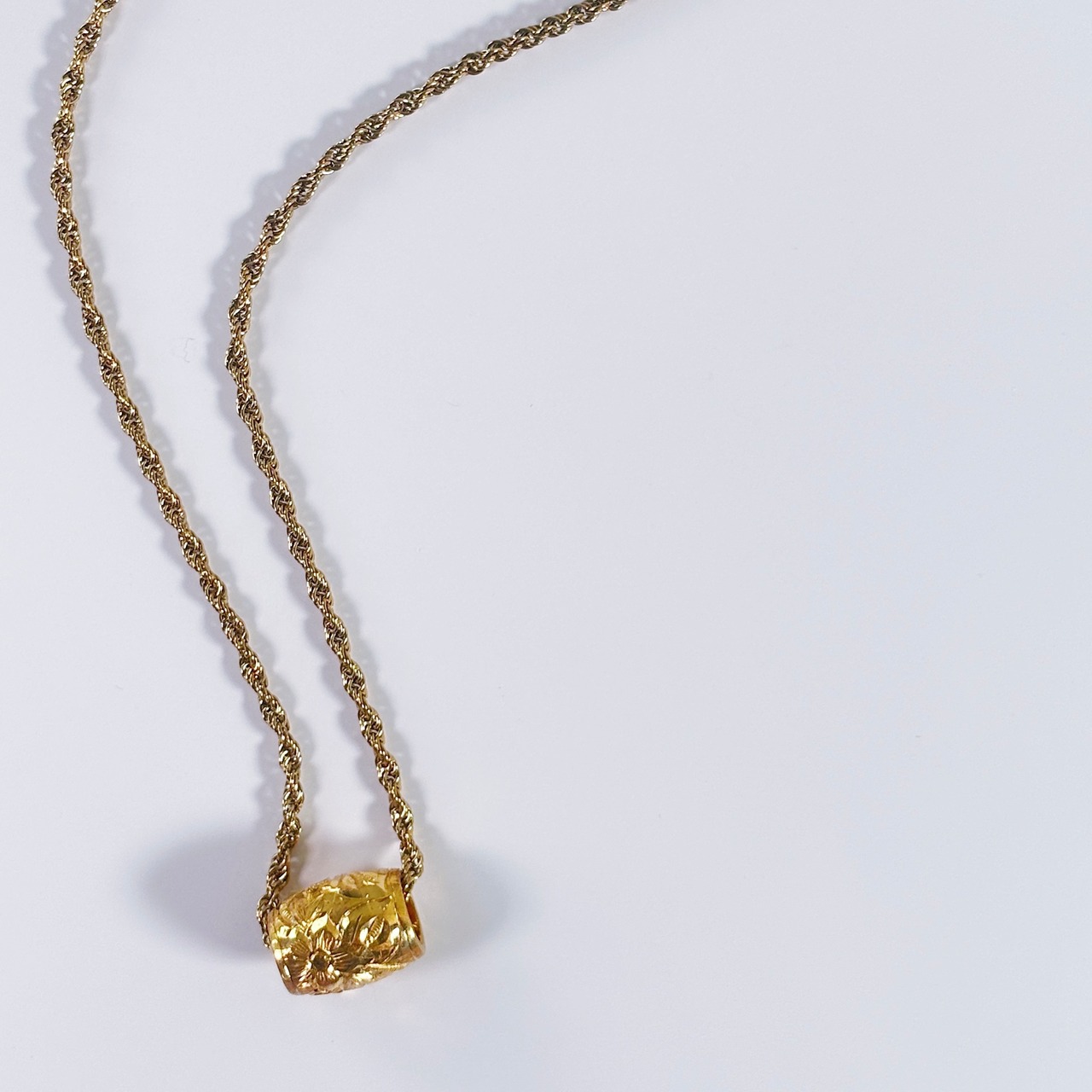 Classic Barrel Necklace -gold-