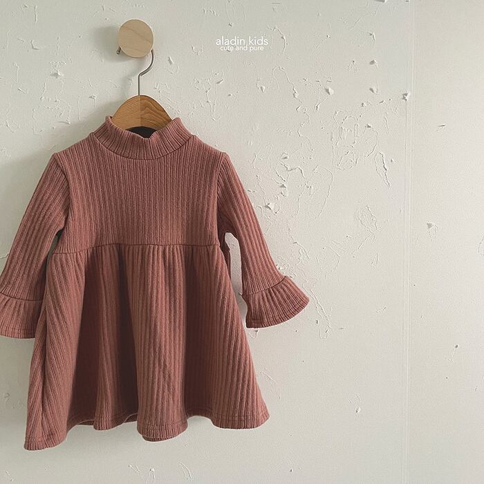 【即納】NO.132 flare sleeve one-piece