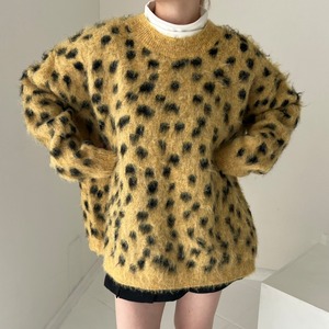 ボリュームレオパ柄ニットトップス_LN03050