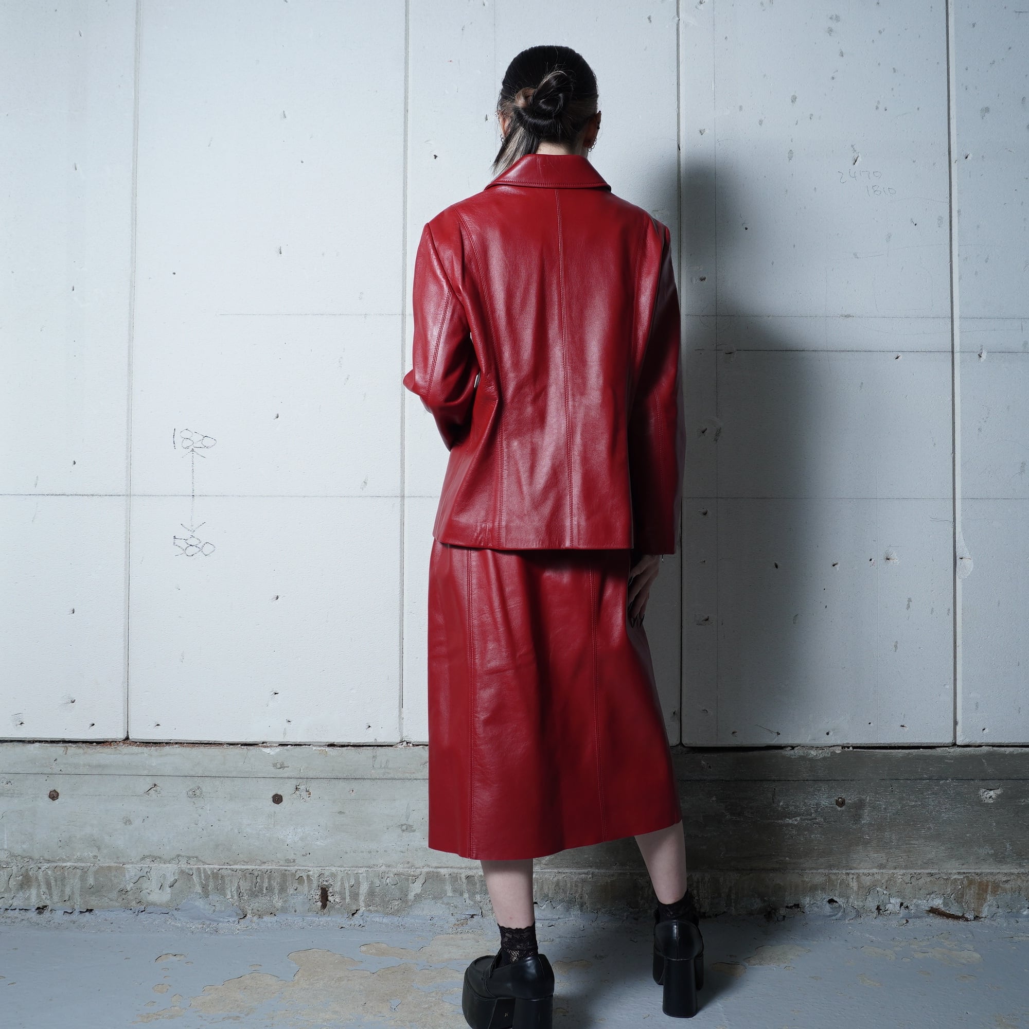 BURBERRY】バーバリー ラムレザースカート red | MIXHIVE