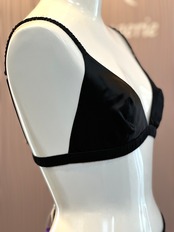 Rendez-Vous トライアングルブラ メゾンクローズ