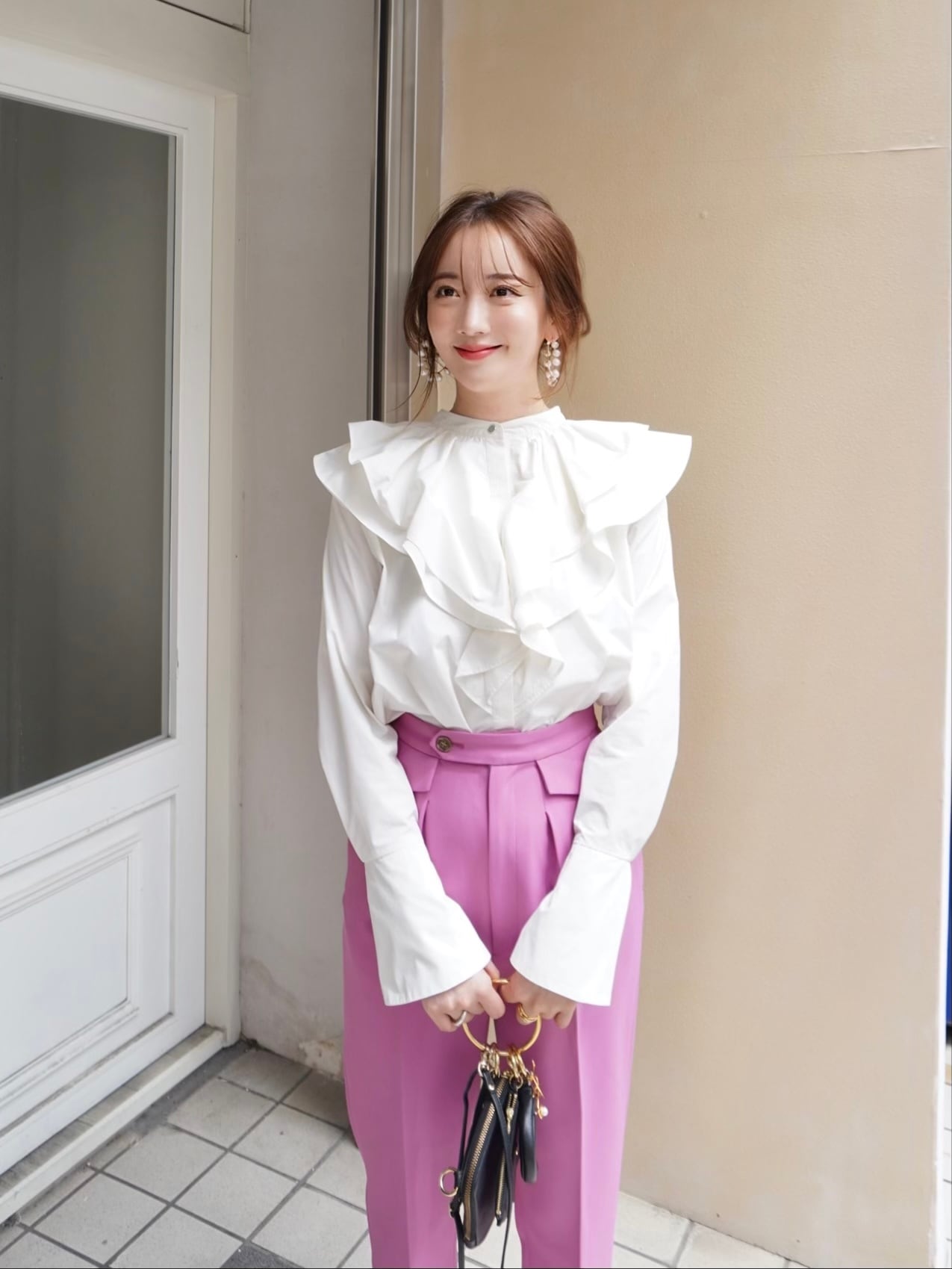 flower petal blouse / white 10/27 21:00 ～ 再販 (即納) | HYEON powered by BASE