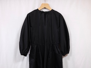 TENNE HANDCRAFTED MODERN " volume sleeve dress “ Black