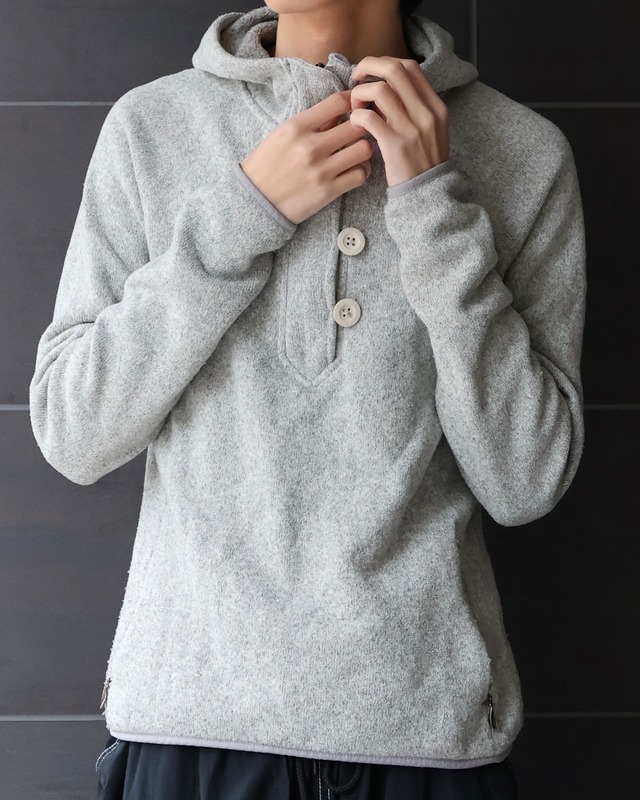 "THE NORTH FACE" half button hoodie