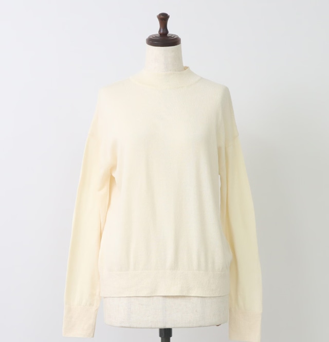 近日発売!ムースヤーン ハイネックニット