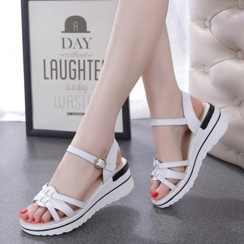 サンダル レディース パンプス アンクルストラップ バックバンド オープントゥ ローヒール 無地 サンダル 大人可愛い こなれ感 きれいめ 普段使い 通勤 5.5cm ウェッジソール