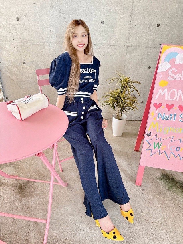 Navyパフスリーブカジュアルセットアップ/韓国/レディースファッション/可愛い/おしゃれ/ラフ/2点/春/夏