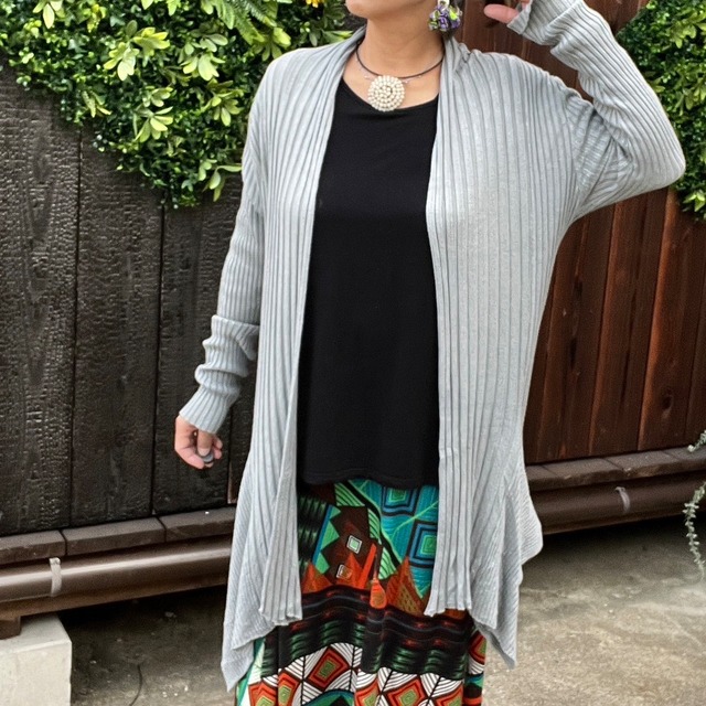リブ編みニット変形カーディガン