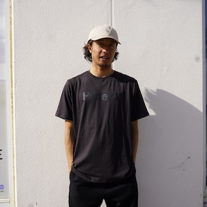 MENS ONE AND ONLY SHORTSLEEVE TEE カラー　CGY 　メンズ/Tシャツ