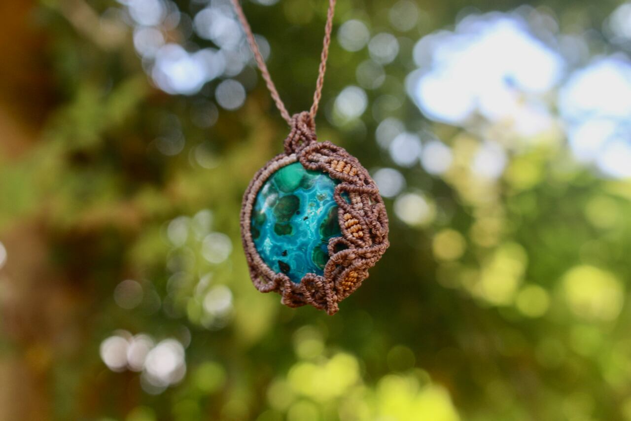 Chrysocolla malachite micro macrame pendant