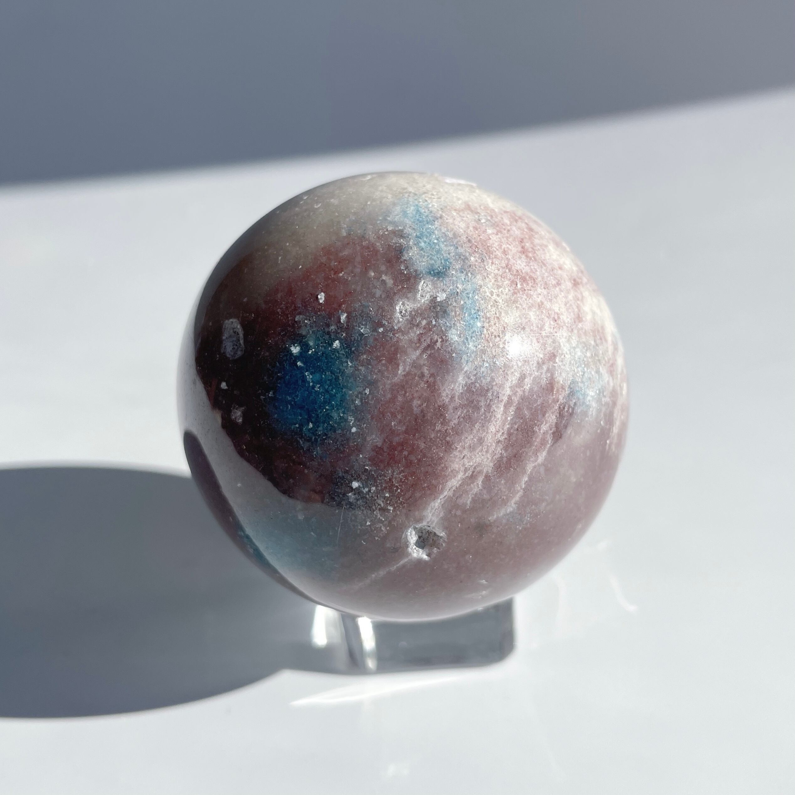 トロレアイトインクォーツ（トロール石）スフィア（丸玉）07