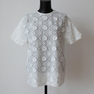 VILAGALLO オフホワイトフラワー刺繍モチーフ付きコットンTシャツSサイズ SPAIN:VIL30894¥21,000＋tax