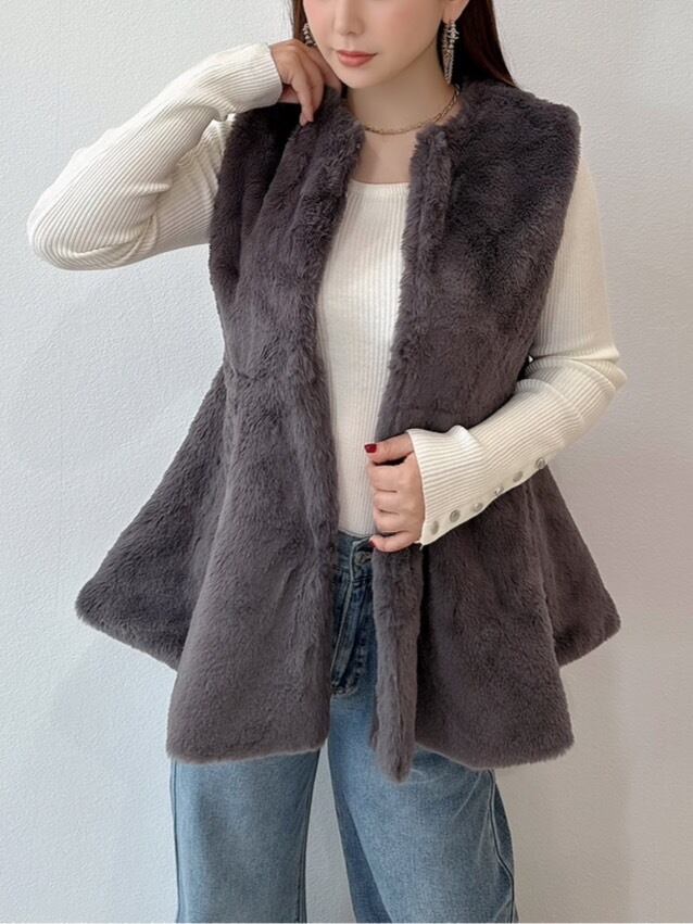 美シルエットファーベスト ¥7,200+tax | mocoa's inc