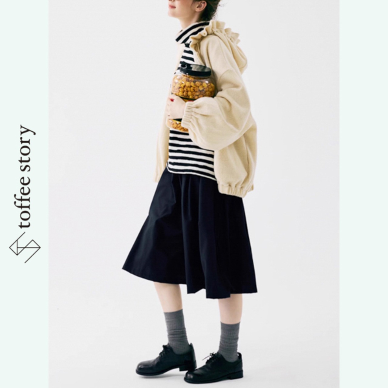 【2color】陰影をまとうギャザーフーディー 《P0268》