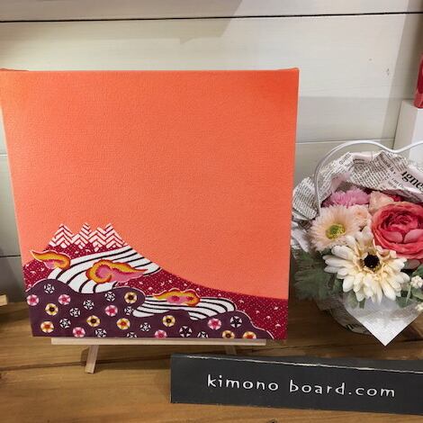 赤富士 』 チリントゥ工房｜戸谷真子氏の絵 ～紅型染～ | 和風