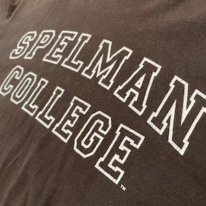 【MVSPORT】カレッジ スペルマン大学 アーチロゴ Tシャツ spelman college L US古着