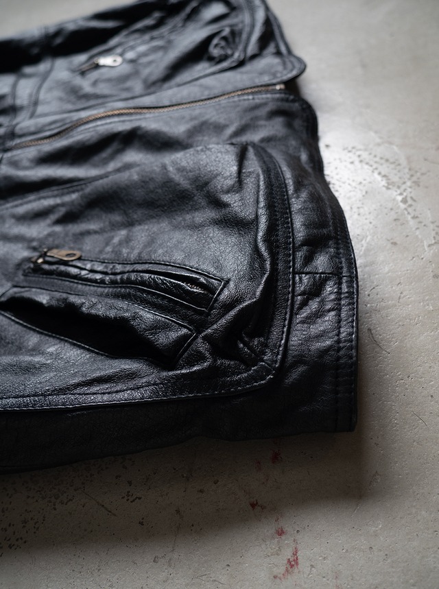 unknown used Black leather vest