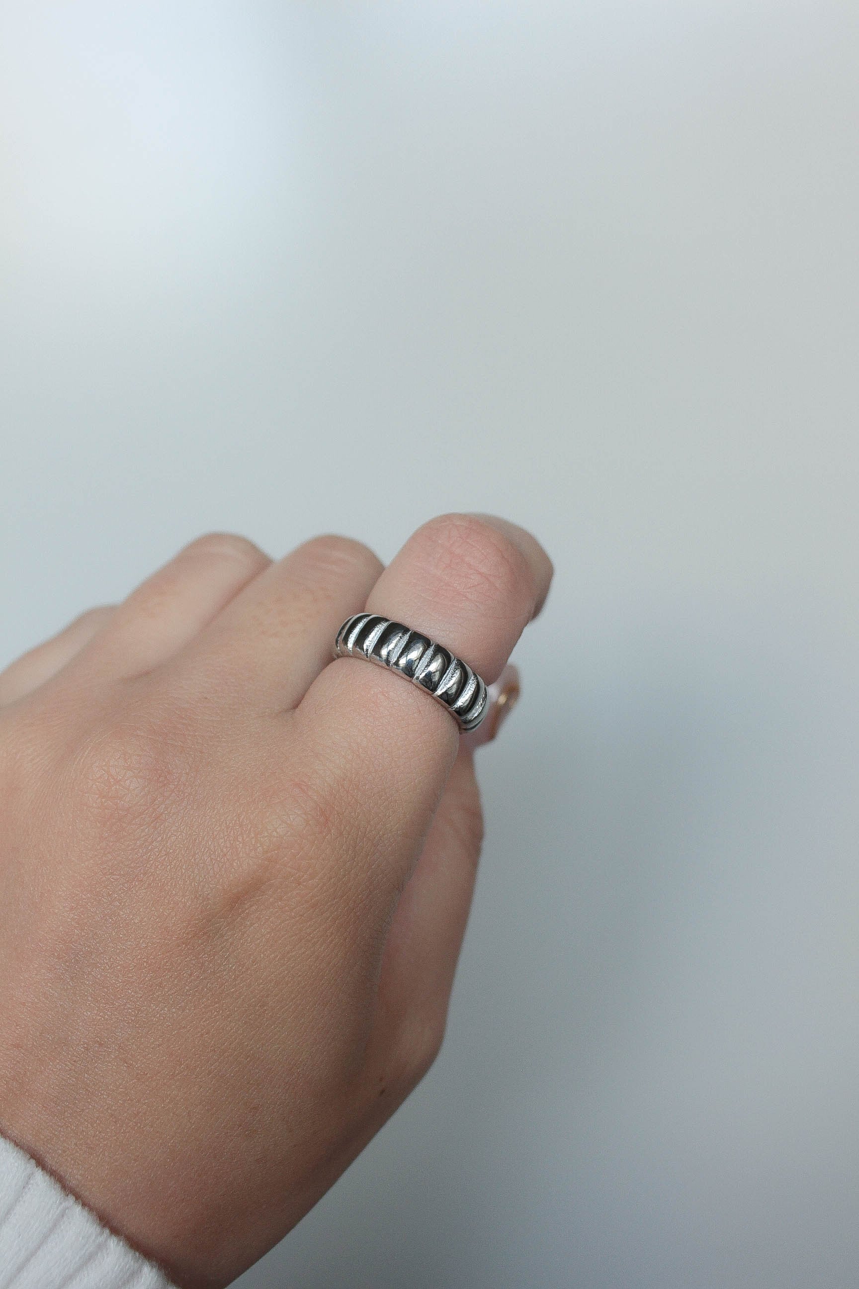 Grain Line Ring | ebine(エビネ)|金属アレルギー対応アクセサリー