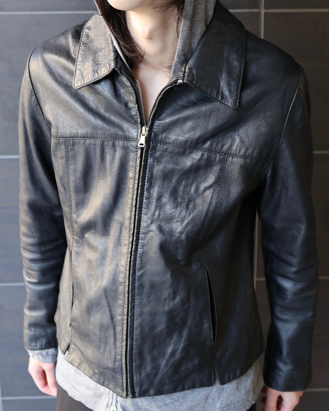 short length zip-upleather blouson