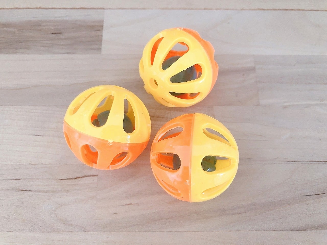 鈴入りプラスチックボール 1個 | プーちゃんのパーツショップ