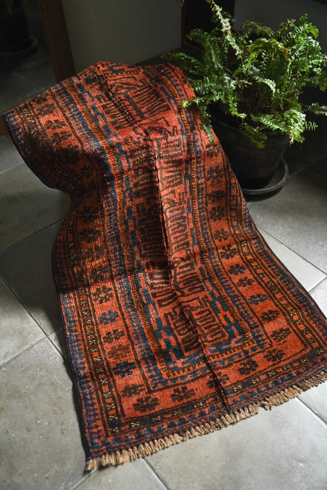 993 -Vintage Baluch rug