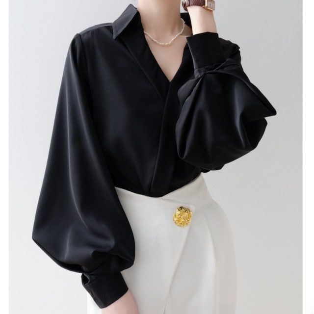 洗練ブラック×パフスリーブで魅せる大人のとろみブラウス　G1099