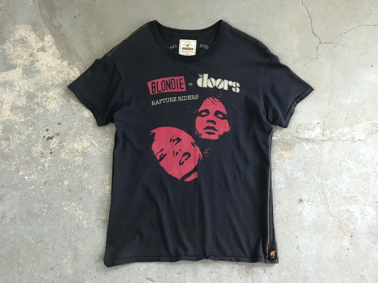 2006 TRUNK SHOW BLONDIE vs The Doors RAPTURE RIDERS T-shirt MADE IN USA