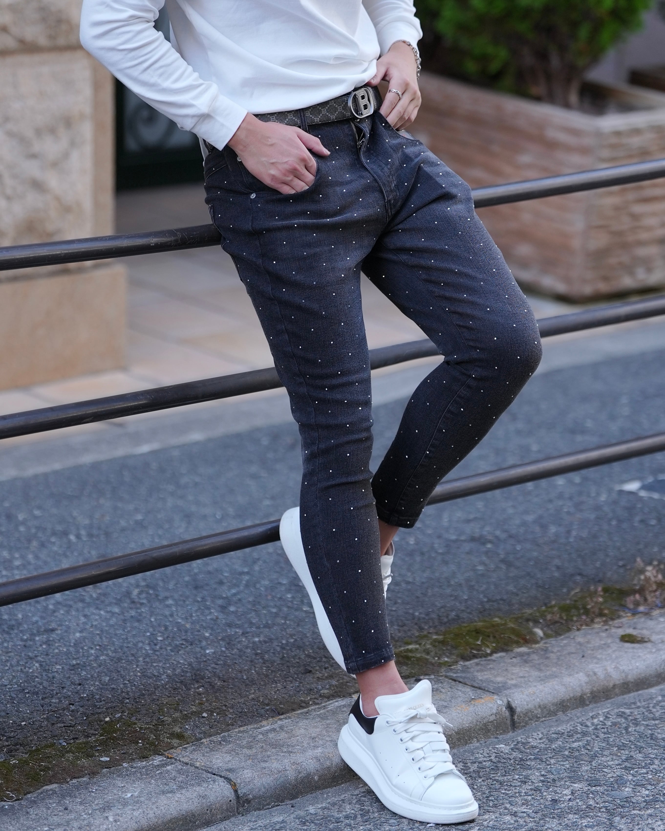 RHINE STONE DENIM PANTS BLACK【OW25BD007】 | BELINDA OFFICIAL