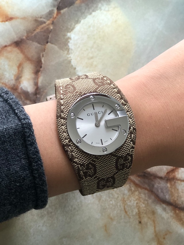 GUCCI グッチ GG 腕時計 ブラウン Gモチーフ キャンバス クウォーツ vintage ヴィンテージ オールド nehfxw