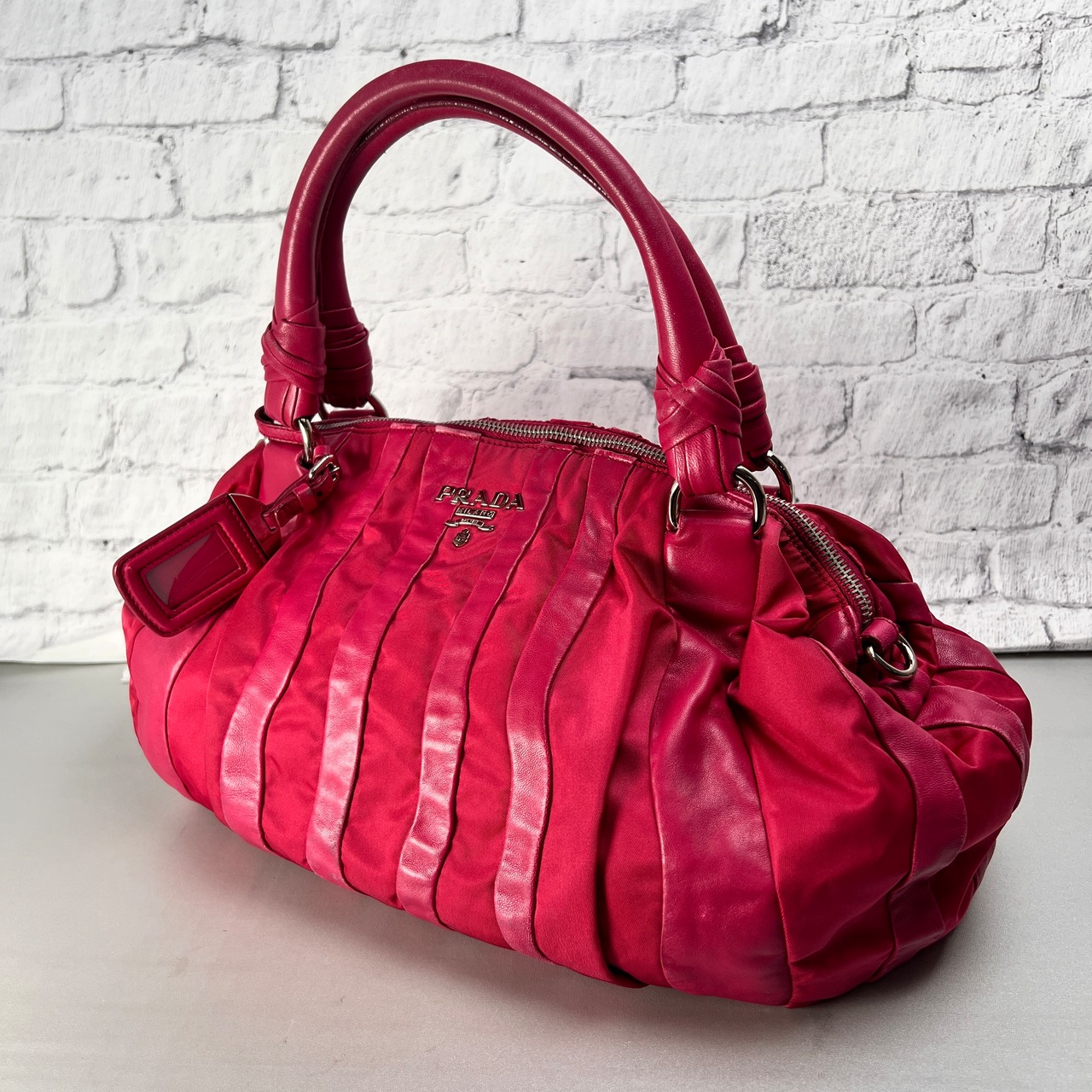 PRADA プラダ ギャザー レザー ハンドバッグ ピンク A-13269