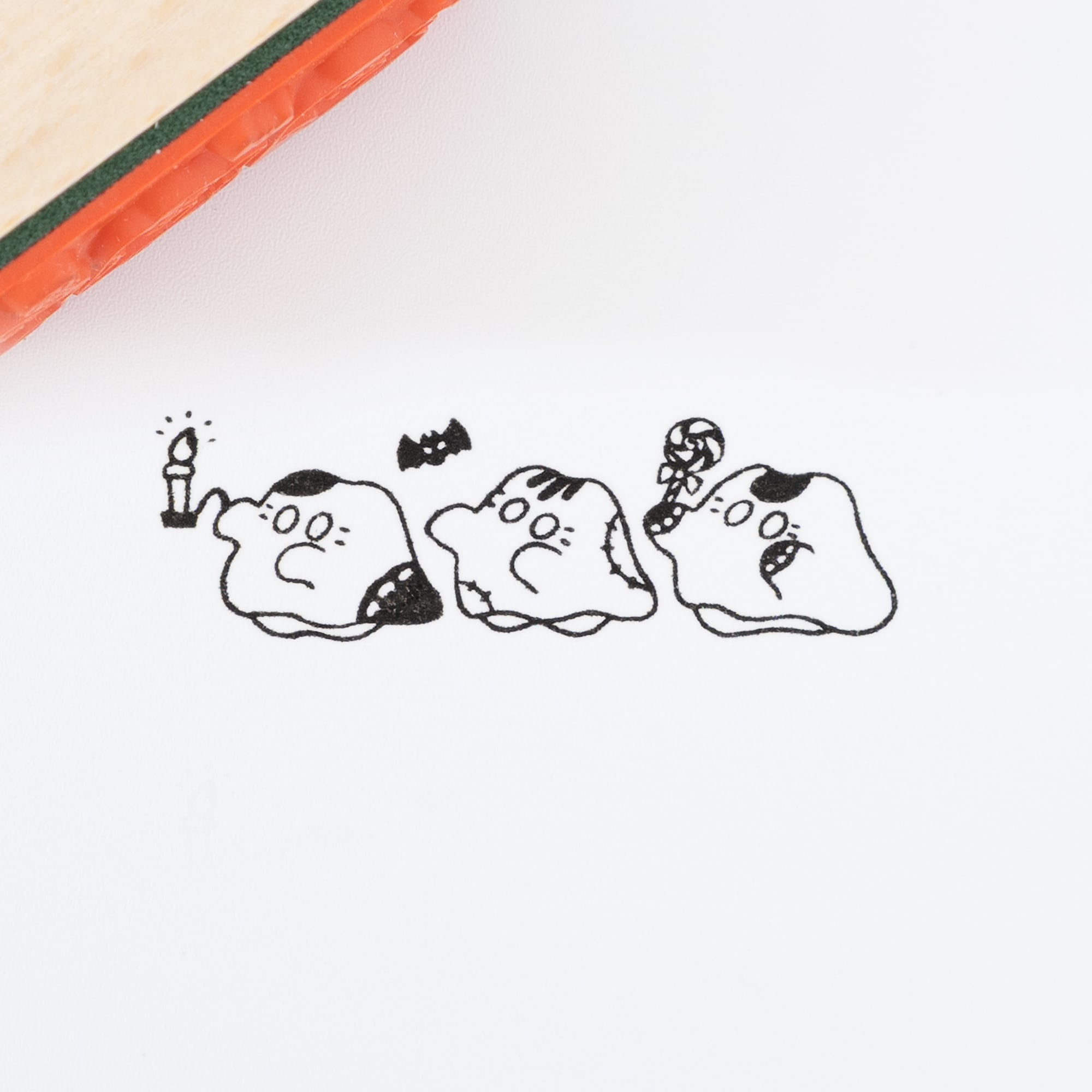 ちびねこオバケ | はんこ