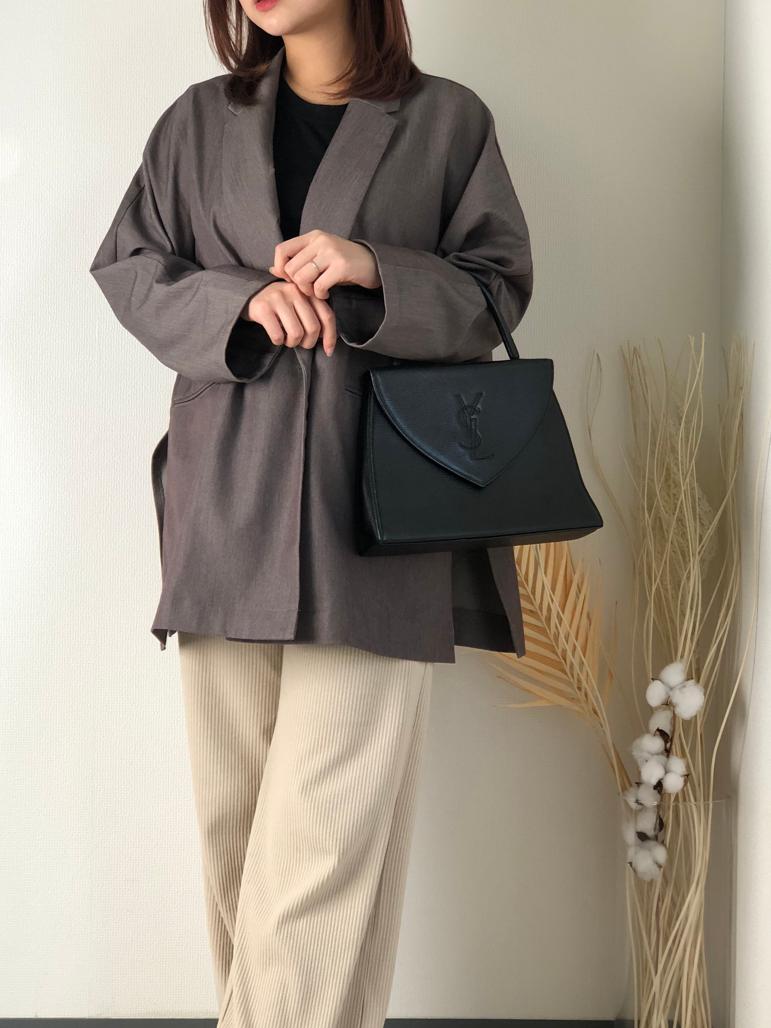 Yves Saint Laurent イヴ・サンローラン ハンドバッグ ブラック YSL