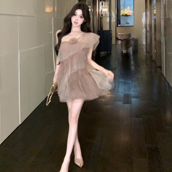 ミニドレスふわふわチュール着痩せ気質大人可愛いパーティーワンー