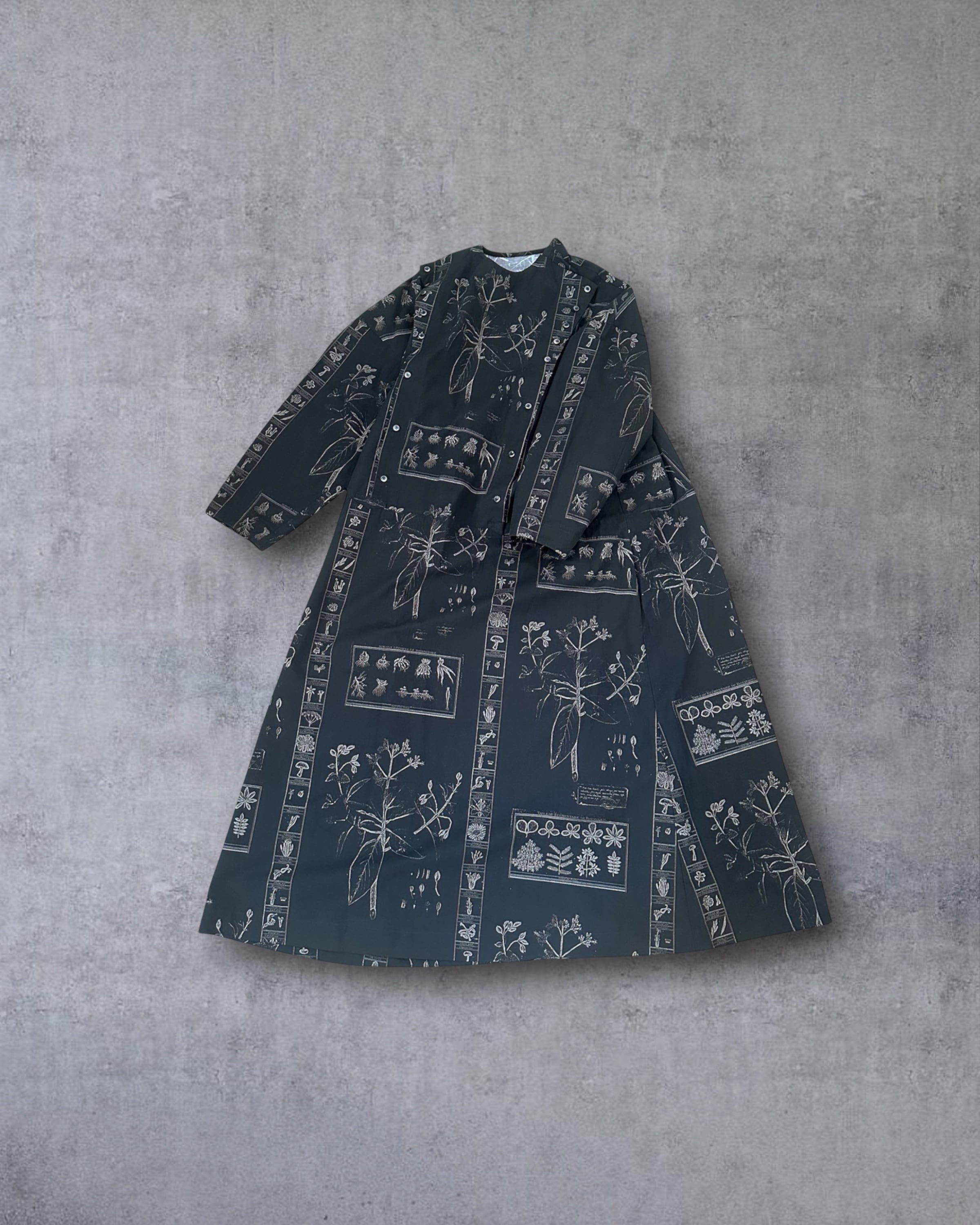 GASA＊　偶然の影　オープンヨークワンピース（dark brown×beige)