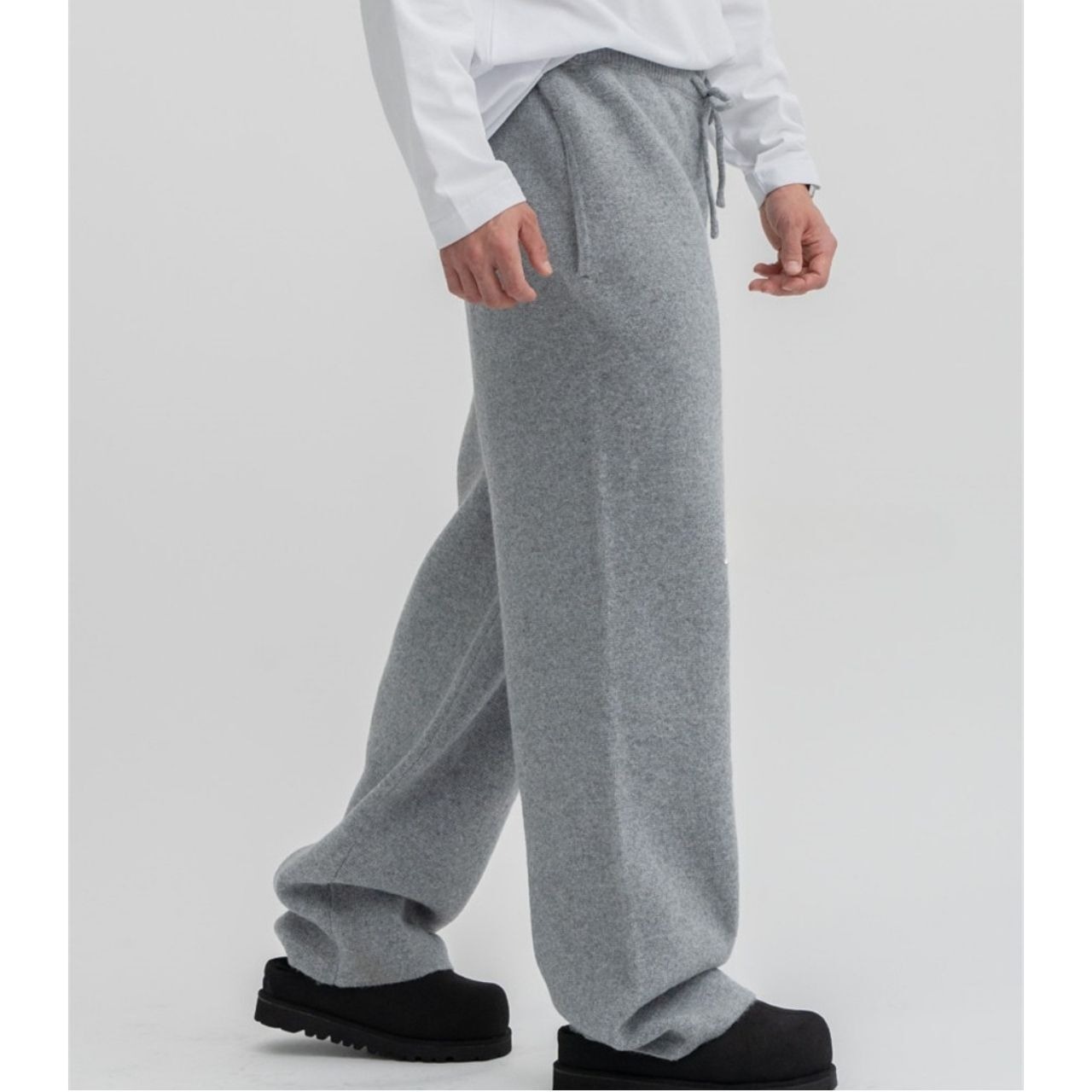 ベーシックニットストレートパンツ（別売りでセットアップのパーカーあり）　1154